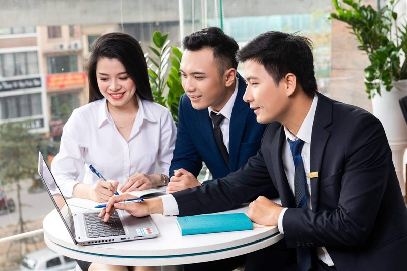 Dịch vụ tư vấn tài chính & bảo hiểm cá nhân - Phạm Oanh Manulife